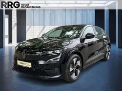 Schwarz Gebraucht 2022 Renault Mégane Equilibre Limousine | 19.890 € (Guter Preis)