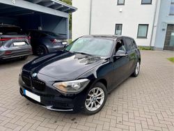 Schwarz Gebraucht 2015 BMW 114 Sport Line Kleinwagen | 4.200 € (Fairer Preis)