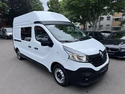Weiß Gebraucht 2018 Renault Trafic Van | 19.990 € (Etwas zu teuer)