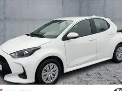 Weiß Neu 2024 Toyota Yaris Hybrid Comfort Limousine | 21.990 € (Superpreis)