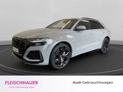 Grau Gebraucht 2023 Audi RS Q8 Design SUV | 111.870 € (Fairer Preis)
