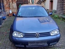 Blau Gebraucht 2003 VW Golf IV Basis Kombi | 1.250 € (Guter Preis)