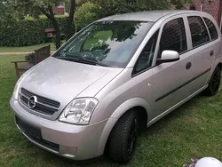 Silber Gebraucht 2004 Opel Meriva Van / Kleinbus | 1.750 € (Teuer)