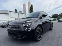 Nero profondo/cattivo/kyalami/ Gebraucht 2022 Fiat 500e La Prima Kleinwagen | 19.930 € (Fairer Preis)
