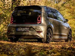 Silber Gebraucht 2018 VW up! GTI Kleinwagen | 16.499 € (Etwas zu teuer)