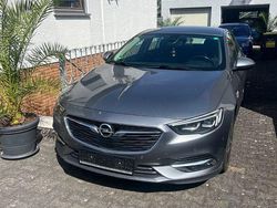 Grau Gebraucht 2017 Opel Insignia Business Limousine | 13.500 € (Fairer Preis)