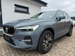 Grau Gebraucht 2022 Volvo XC60 Momentum SUV | 34.400 € (Guter Preis)