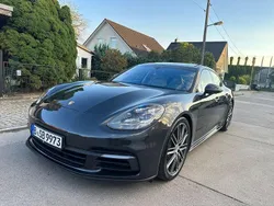 Grau Gebraucht 2017 Porsche Panamera 4S Limousine | 58.000 €