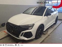 Gletscherweiß Gebraucht 2022 Audi RS3 Ambiente Kleinwagen | 53.840 € (Guter Preis)