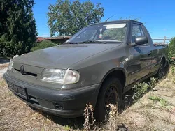 Grau Gebraucht 1999 Skoda Pick-up Abholung | 3.000 €