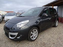 Schwarz Gebraucht 2011 Renault Scénic III Bose Edition Van / Kleinbus | 3.500 € (Fairer Preis)