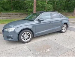 Grau Gebraucht 2018 Audi A3 Limousine | 21.000 € (Fairer Preis)