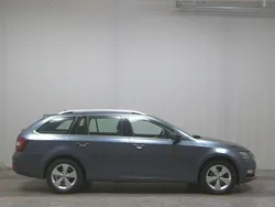 Grau Gebraucht 2018 Skoda Octavia Style Kombi | 12.980 € (Fairer Preis)