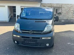 Schwarz Gebraucht 2006 Opel Vivaro Van | 6.900 € (Fairer Preis)