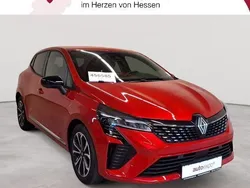 Dezirrot metallic Gebraucht 2024 Renault Clio V Techno Limousine | 15.800 € (Guter Preis)
