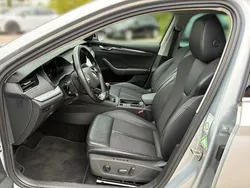 Silber Gebraucht 2020 Skoda Octavia First Edition Kombi | 22.980 € (Etwas zu teuer)
