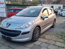 Grau Gebraucht 2009 Peugeot 207 Tendance Kombi | 2.699 € (Etwas zu teuer)