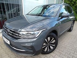 Grau Gebraucht 2024 VW Tiguan IQ Drive SUV | 31.990 € (Guter Preis)