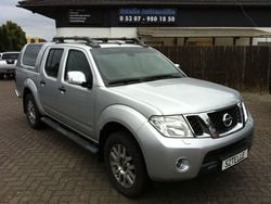 Silber Gebraucht 2013 Nissan Navara Abholung | 20.999 € (Teuer)