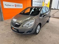 Grau Gebraucht 2014 Opel Meriva Active Van / Kleinbus | 4.999 € (Fairer Preis)