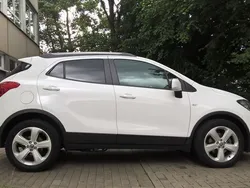 Weiß Gebraucht 2013 Opel Mokka Edition SUV | 15.450 €