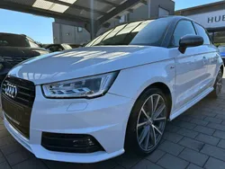 Weiß Gebraucht 2017 Audi A1 Sportback S-Line Kleinwagen | 13.490 € (Fairer Preis)