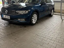 Blau Gebraucht 2019 VW Passat Business Kombi | 12.800 € (Guter Preis)