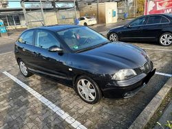 Schwarz Gebraucht 2005 Seat Ibiza Reference Limousine | 1.600 € (Fairer Preis)