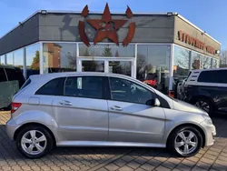 Mercedes B180