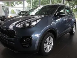 Blau metallic Gebraucht 2018 Kia Sportage DREAM-TEAM Edition SUV | 16.370 € (Etwas zu teuer)