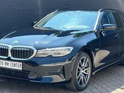 Schwarz Gebraucht 2022 BMW 320e Kombi | 23.999 € (Guter Preis)
