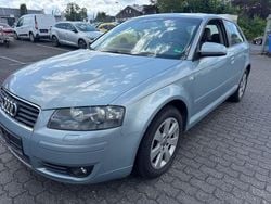 Blau Gebraucht 2003 Audi A3 Ambiente Limousine | 2.690 € (Guter Preis)