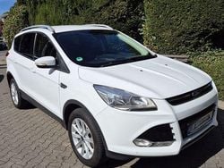 Weiß Gebraucht 2016 Ford Kuga Titanium SUV | 10.500 € (Fairer Preis)
