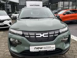Grün Gebraucht 2023 Dacia Spring Essentiel Kleinwagen | 13.990 € (Fairer Preis)