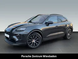 Tiefschwarzmetallic Gebraucht 2024 Porsche Macan SUV | 94.490 € (Fairer Preis)