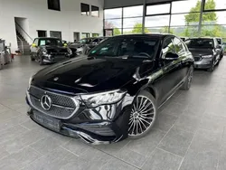Schwarz Gebraucht 2024 Mercedes E220 AMG Limousine | 62.449 €