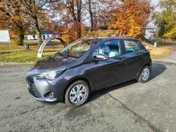 Grau Gebraucht 2017 Toyota Yaris Kleinwagen | 10.800 € (Fairer Preis)