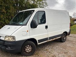 Weiß Gebraucht 2006 Peugeot Boxer Van | 800 €
