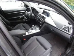 Grau Gebraucht 2019 BMW 320 Efficient Dynamics Kombi | 20.000 € (Superpreis)