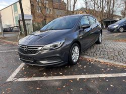 Grau Gebraucht 2016 Opel Astra Edition Limousine | 7.999 € (Guter Preis)