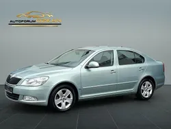 Grün Gebraucht 2009 Skoda Octavia Ambiente Limousine | 2.999 € (Fairer Preis)