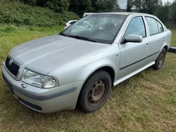 Silber Gebraucht 2002 Skoda Octavia Limousine | 1.000 € (Guter Preis)
