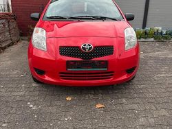 Rot Gebraucht 2007 Toyota Yaris Kleinwagen | 2.800 € (Guter Preis)