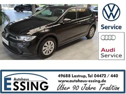 Deep black perleffekt Gebraucht 2021 VW Polo Life Limousine | 15.970 € (Fairer Preis)