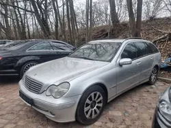 Silber Gebraucht 2002 Mercedes C220 Avantgarde Limousine | 850 € (Superpreis)