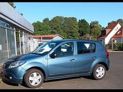 Blau Gebraucht 2009 Dacia Sandero Kleinwagen | 1.195 € (Guter Preis)