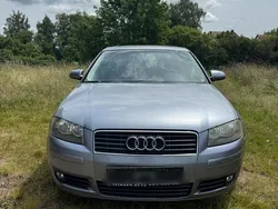 Silber Gebraucht 2003 Audi A3 Coupé | 2.200 €