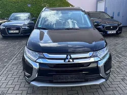 Schwarz Gebraucht 2016 Mitsubishi Outlander SUV | 7.990 € (Fairer Preis)