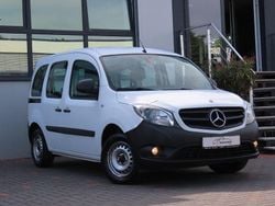Weiß Gebraucht 2020 Mercedes Citan 109 Van / Kleinbus | 13.900 € (Fairer Preis)