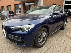 Blau Gebraucht 2021 Alfa Romeo Stelvio SUV | 19.800 € (Fairer Preis)